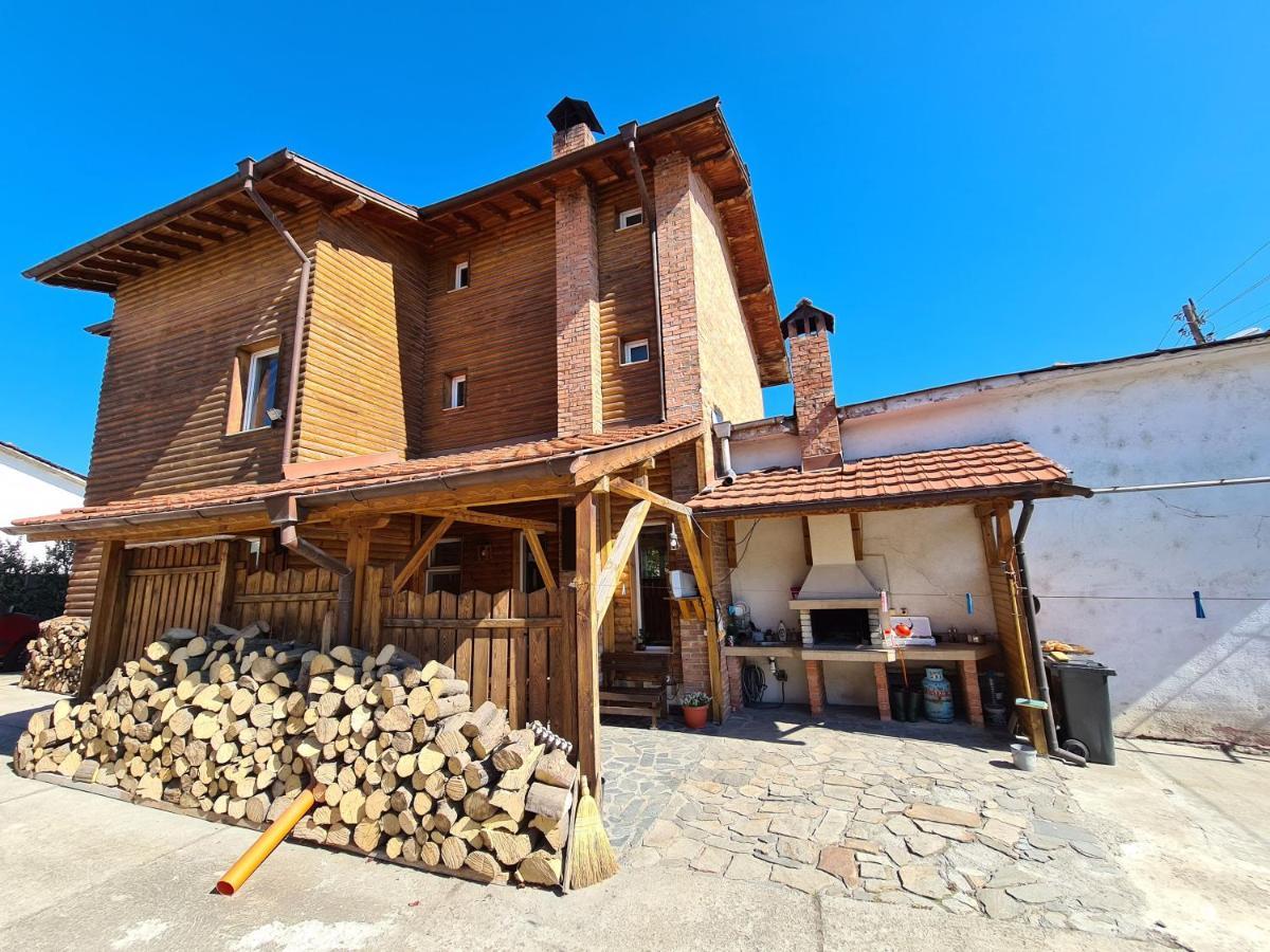 Villa Mura Razlog Luaran gambar