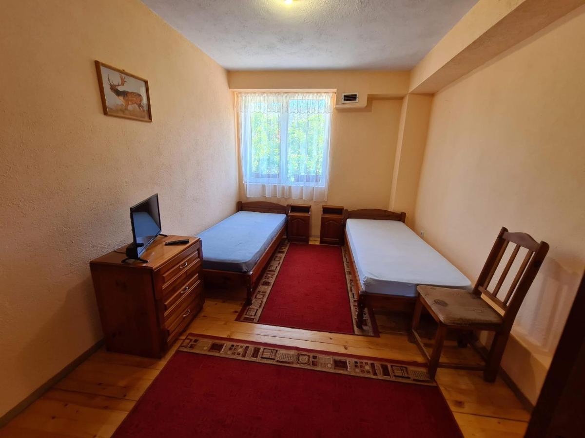 Villa Mura Razlog Luaran gambar