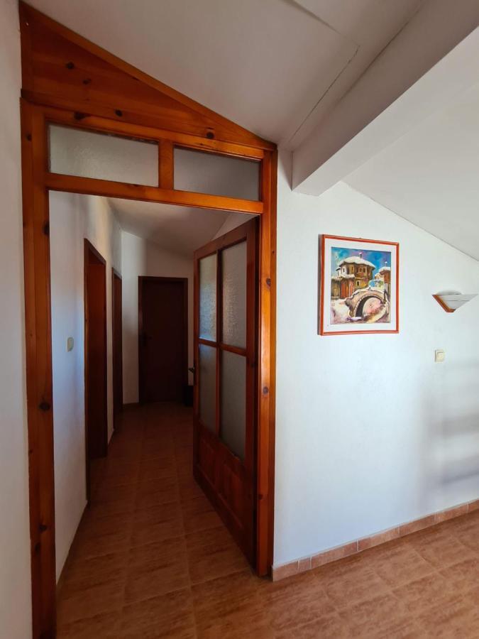 Villa Mura Razlog Luaran gambar